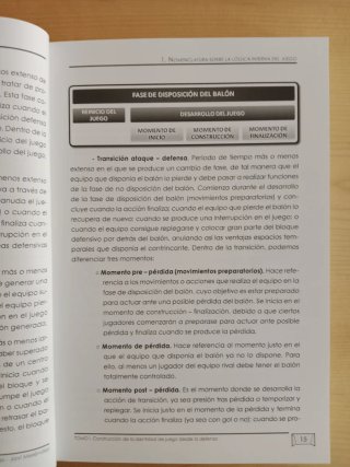 FÚTBOL: Desgranando el juego.Tomo I