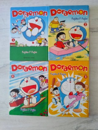 Lote 2 cómics Doraemon números 4 y 5