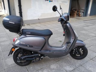 Moto Eléctrica IONIK Stilo 125cc Gris
