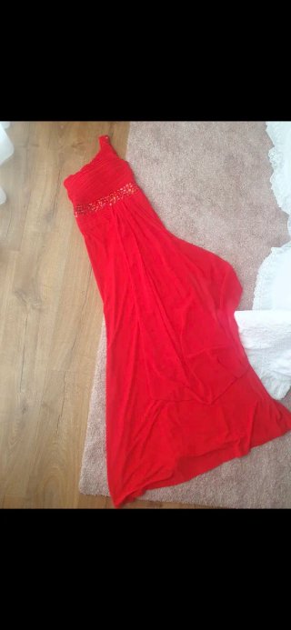 Vestido largo rojo para evento
