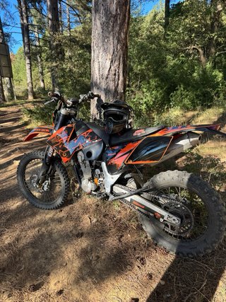 KTM Enduro/Motocross Moto Negra y Naranja