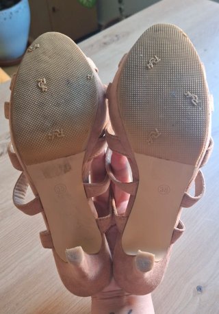 Sandalias tacón de piel
