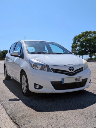 Toyota Yaris 1.33 99CV City 2013