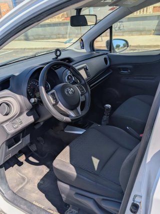 Toyota Yaris 1.33 99CV City 2013