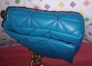 Bolso Zara acolchado cadena dorado