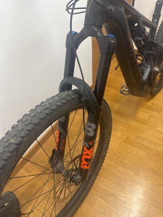 Bicicleta Eléctrica Specialized Negra