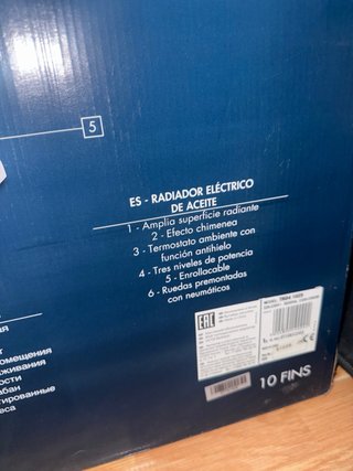 Radiador Eléctrico DeLonghi Dragon 4