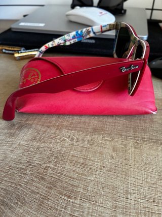 Ray-Ban Wayfarer Edición Limitada metro Londres