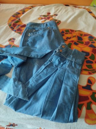 Pantalón vaquero azul