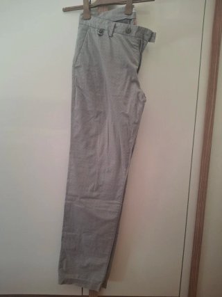 Pantaloni uomo grigi a pois