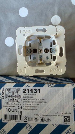 Mecanismos y Marcos Eléctricos Efapel Nuevos