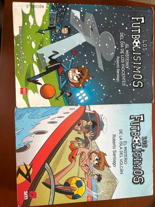 Lote 2 libros futbolísimos. 11 y 18