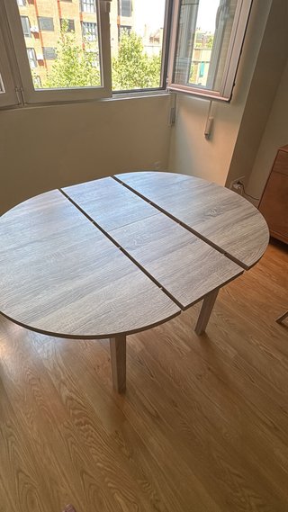 Conjunto mesa y 2 sillas comedor