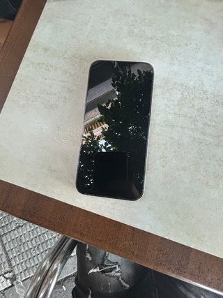 iPhone 14 Pro Max Morado