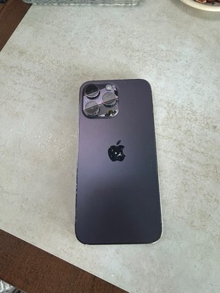 iPhone 14 Pro Max Morado