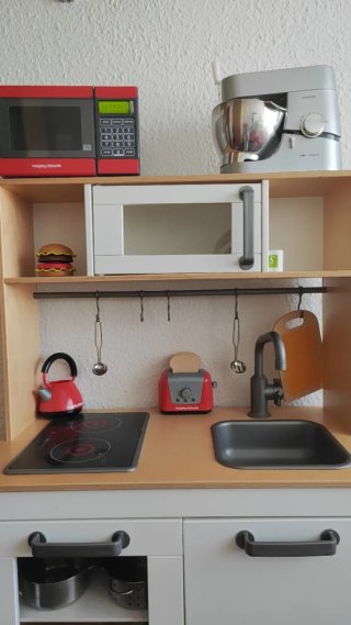 Cocinita infantil de madera