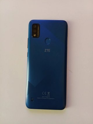 ZTE Blade A51 Azul nuevo batería fundida