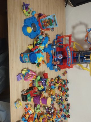Colección SuperThings
