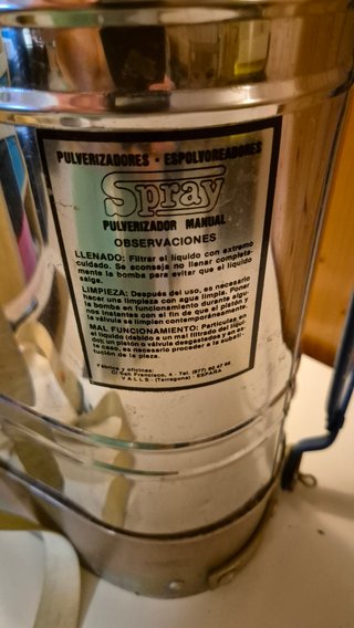 Pulverizador Metálico Manual marca Spray