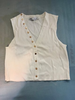 Top Zara Blanco Botones Dorados