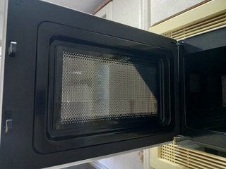 Microondas Orbegozo SIN PLATO GIRATORIO