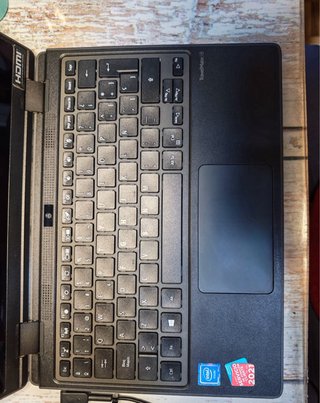 Acer TravelMate B3 Táctil