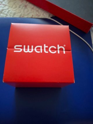 Reloj Swatch Big Bold Let's Parade Multicolor