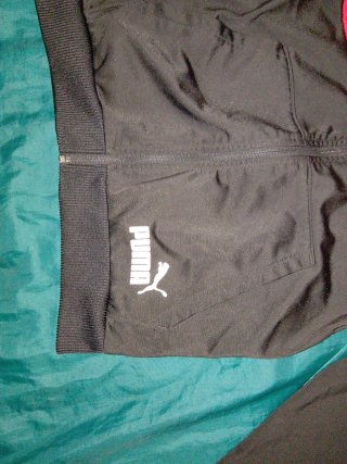 Chaqueta Puma i roja, talla 11,12 años