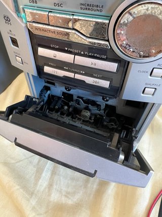 Equipo de música Philips MC118 con altavoces