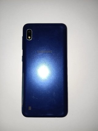 Samsung Galaxy A10 Azul con cable