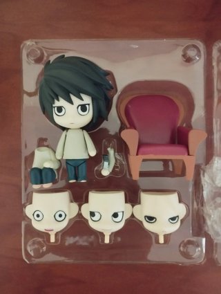 Figura Nendoroid L Death Note 17 (Primer modelo)