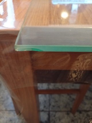 Estante de vidrio curvo