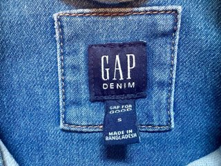 Chaqueta vaquera Gap desgastada