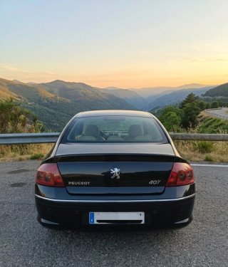 Peugeot 407