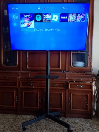 Soporte TV con ruedas