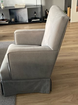 Butaca de tela gris