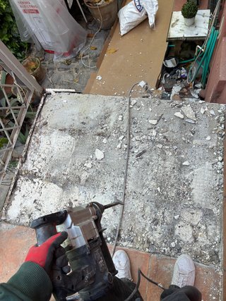 Busco empleo como ayudante en construcción