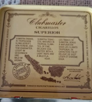 Antigua Lata Metálica Clubmaster Superior Sumatra