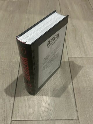 Tomo 1 de Berserk en Master edition Español