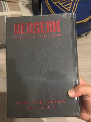 Tomo 1 de Berserk en Master edition Español