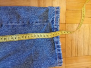 Pantalón vaquero roto Zara