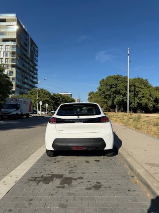 Peugeot 208 2023