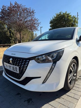 Peugeot 208 2023