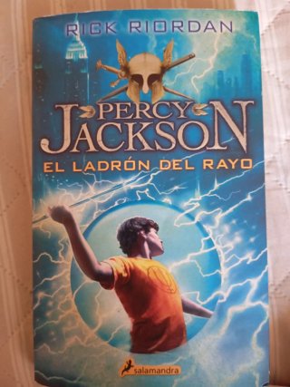 Libro Percy Jackson el ladrón del rayo