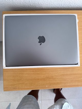 MacBook 12’’ Intel M 8GB RAM + Office 2019