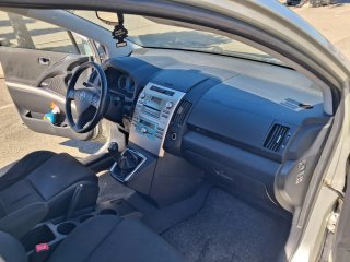 Toyota Corolla 2005