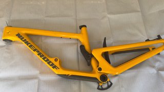 Cuadro Nukeproof Giga Enduro y DH