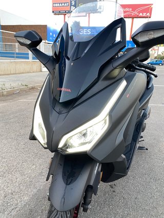 Honda Forza 125 Special Edition Negra
