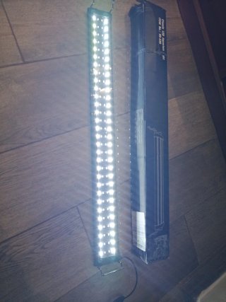 Luz LED para acuario, modelo Classic.
