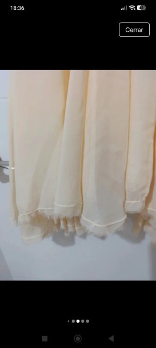 Vestido corto Zara encaje beige